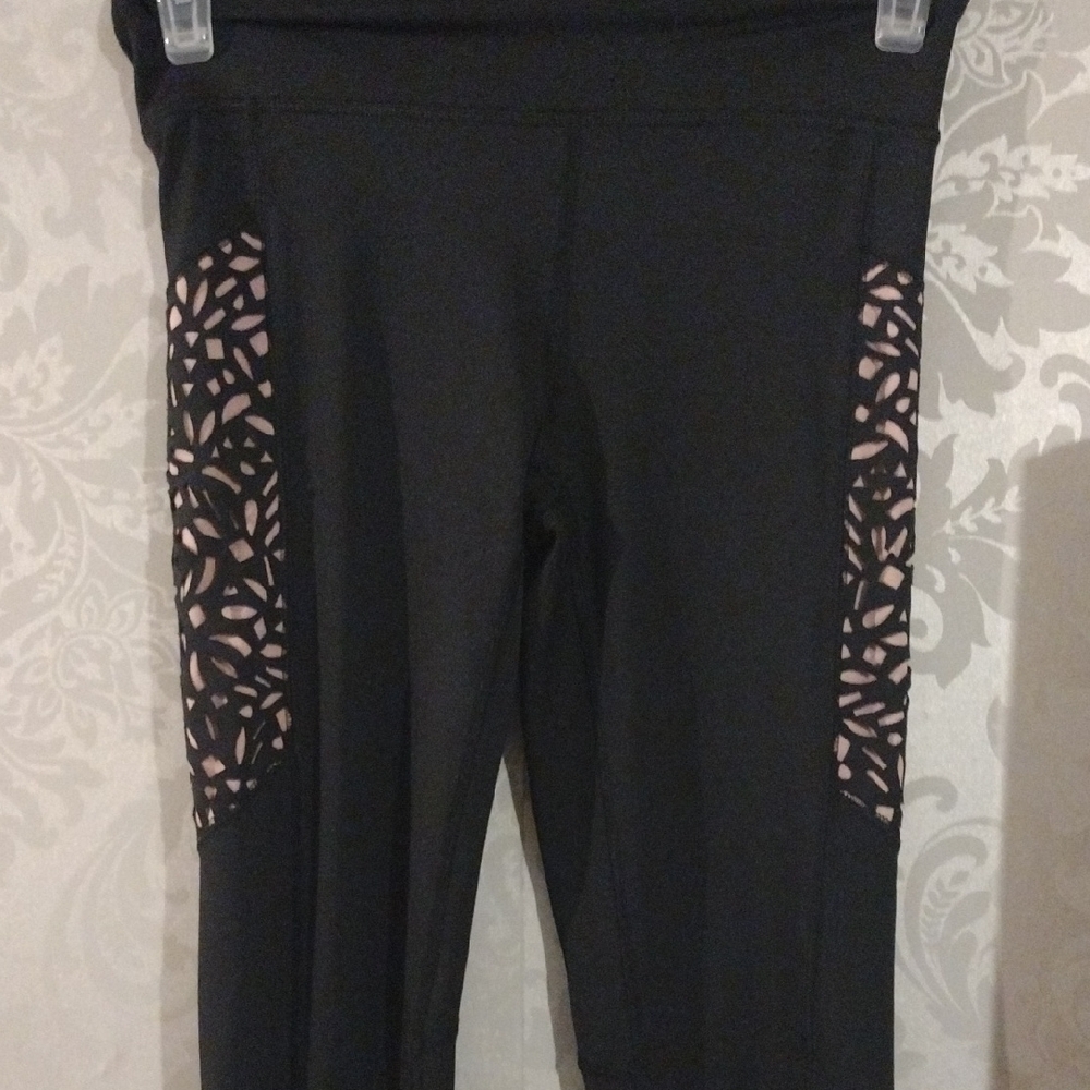 Aeropostale Black Sparkle Leggings Sleek Design - Picture 2 of 5